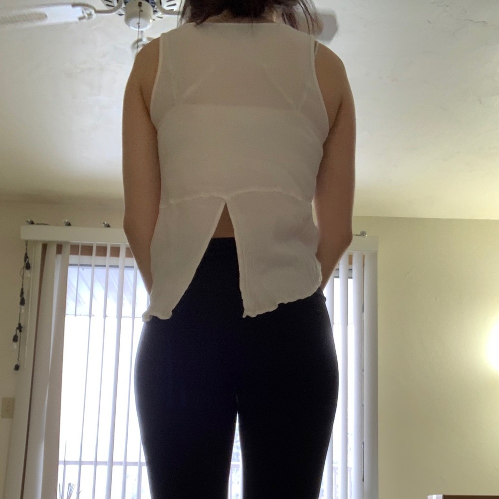 Tank - Picture 4 of 4